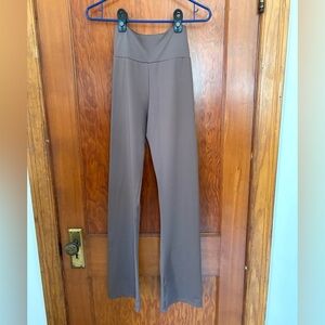 Lane 201 boutique light brown flare leggings